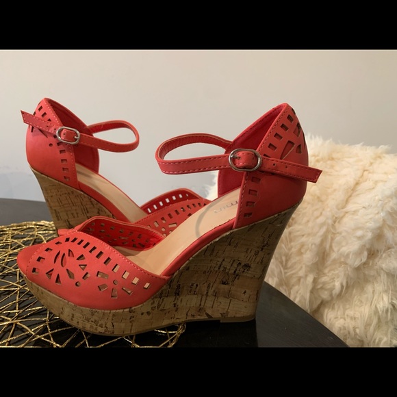 HEEL BUNDLE 💋 - Picture 2 of 5